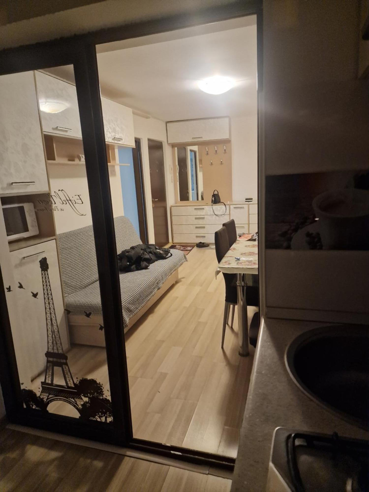 2 Bedrooms Apartment. Галац Экстерьер фото
