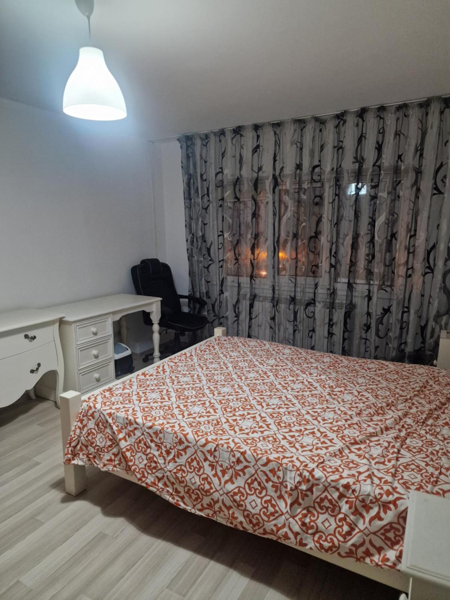 2 Bedrooms Apartment. Галац Экстерьер фото